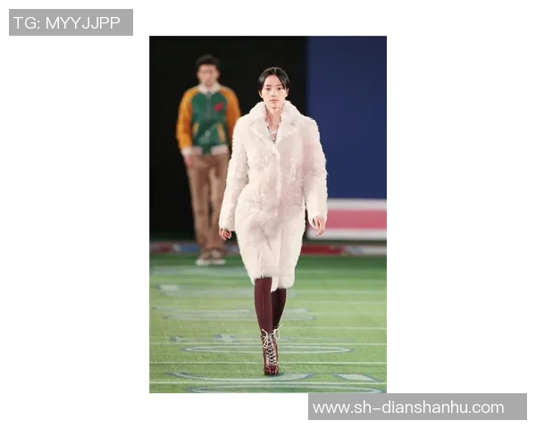 足球明星华丽时装秀闪耀登场展现运动与时尚完美结合