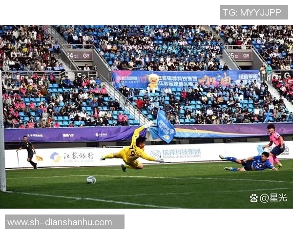 足球明星在绿茵场上的心路历程与情感体验分享