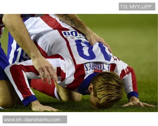 小甜甜足球明星盘点：那些年我们追过的球场偶像与他们的故事